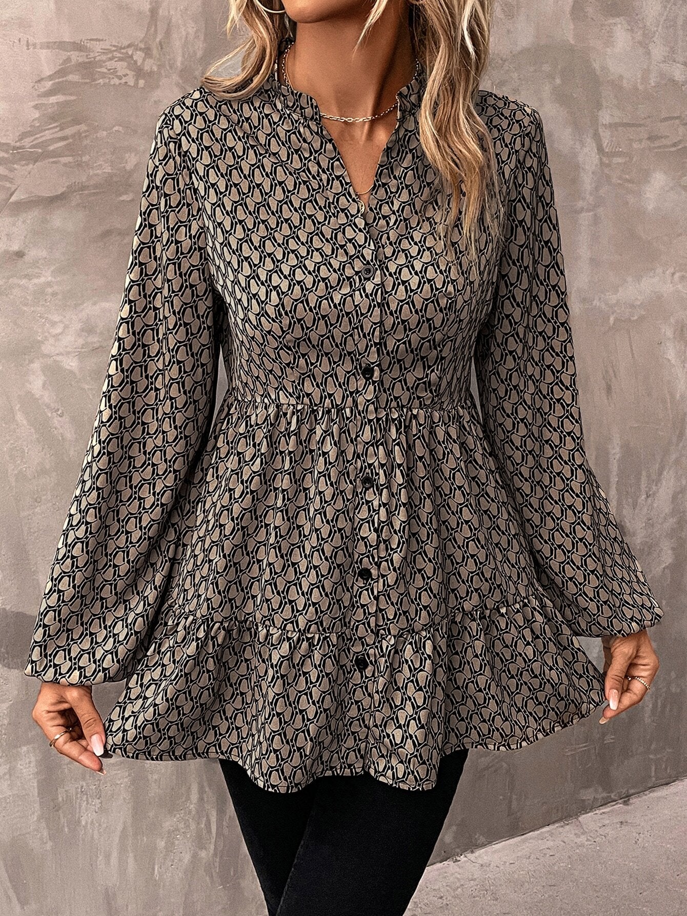 Allover Print Lantern Sleeve Ruffle Hem Shirt