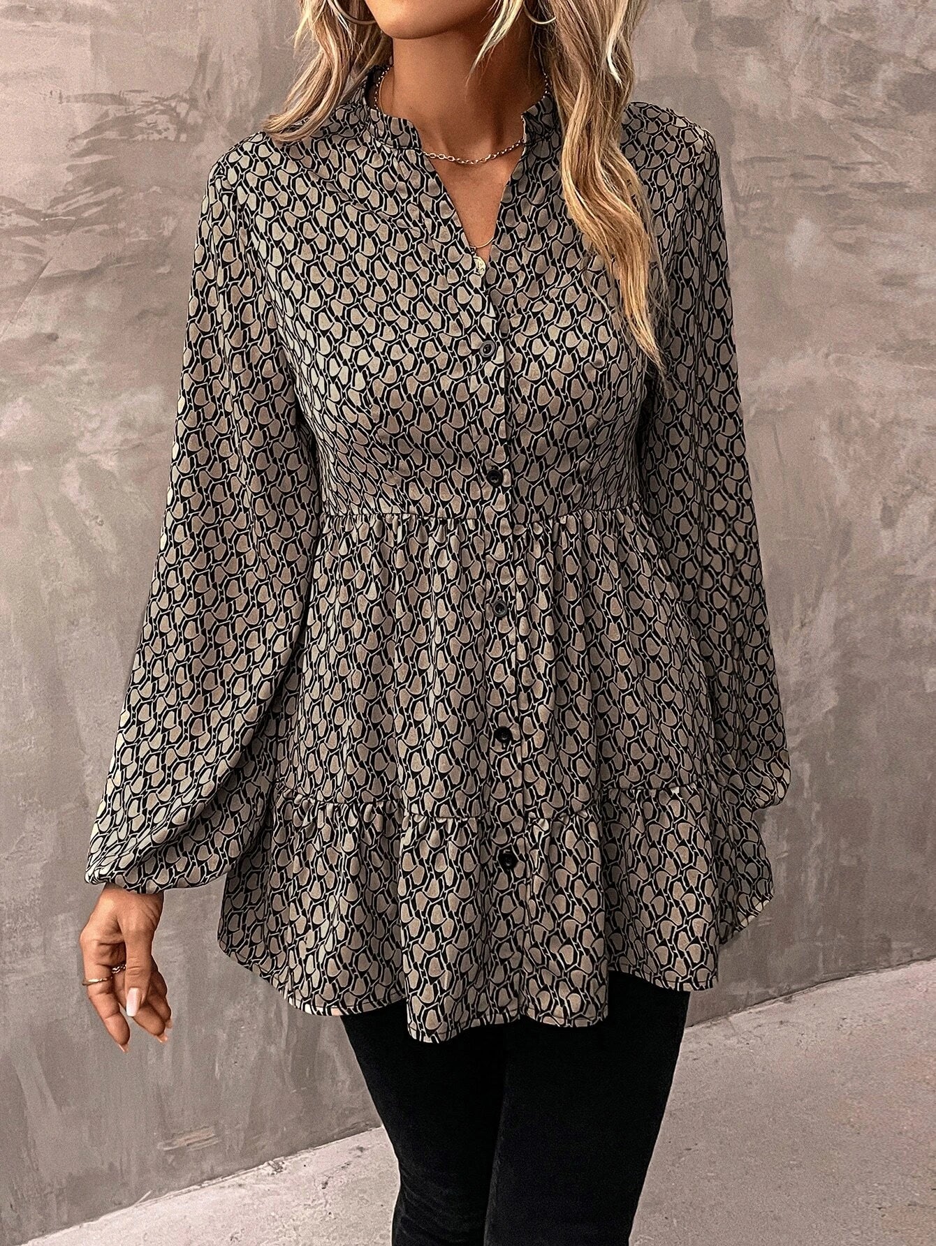 Allover Print Lantern Sleeve Ruffle Hem Shirt