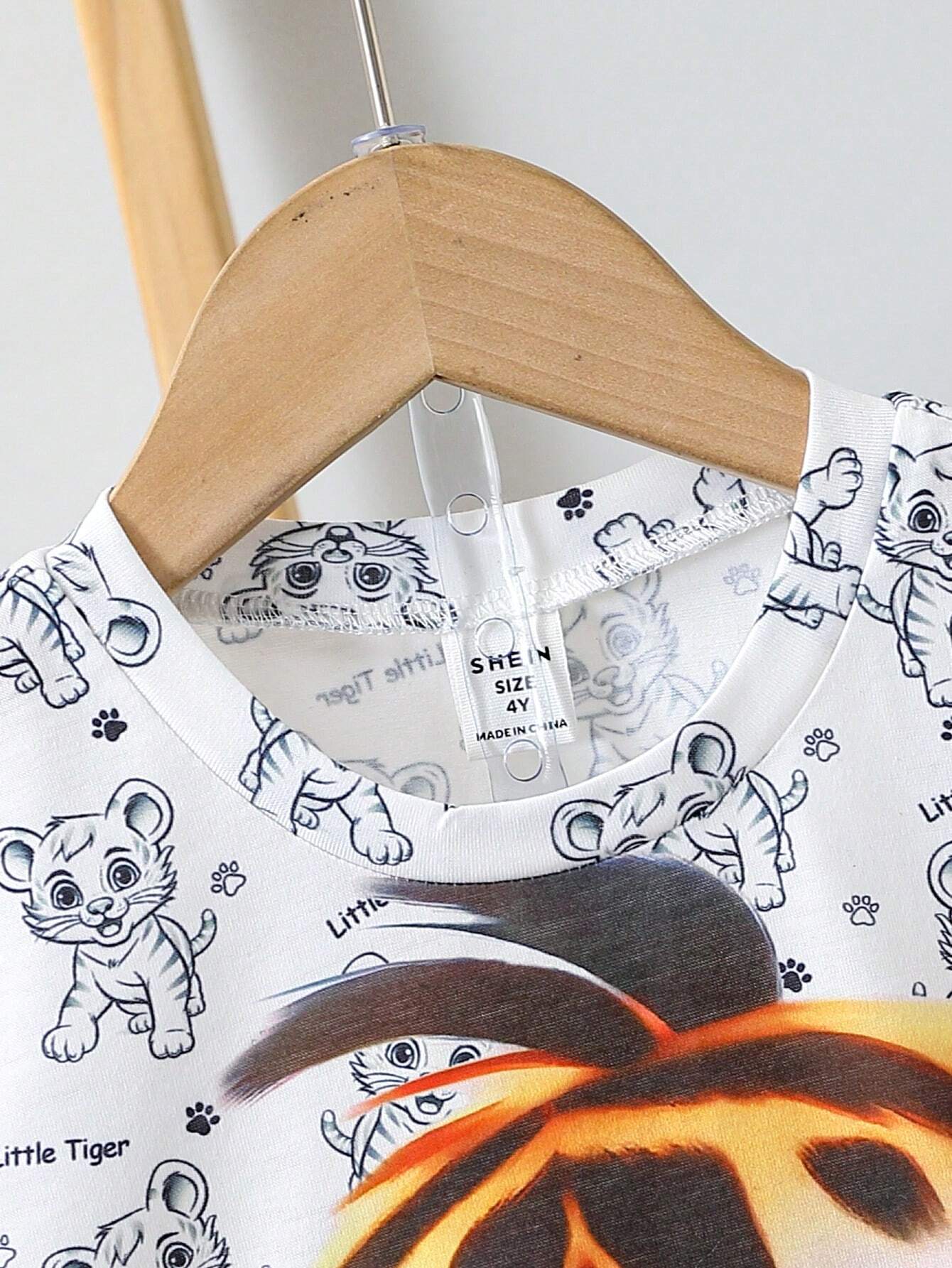Tiger Pattern Top And Shorts Set