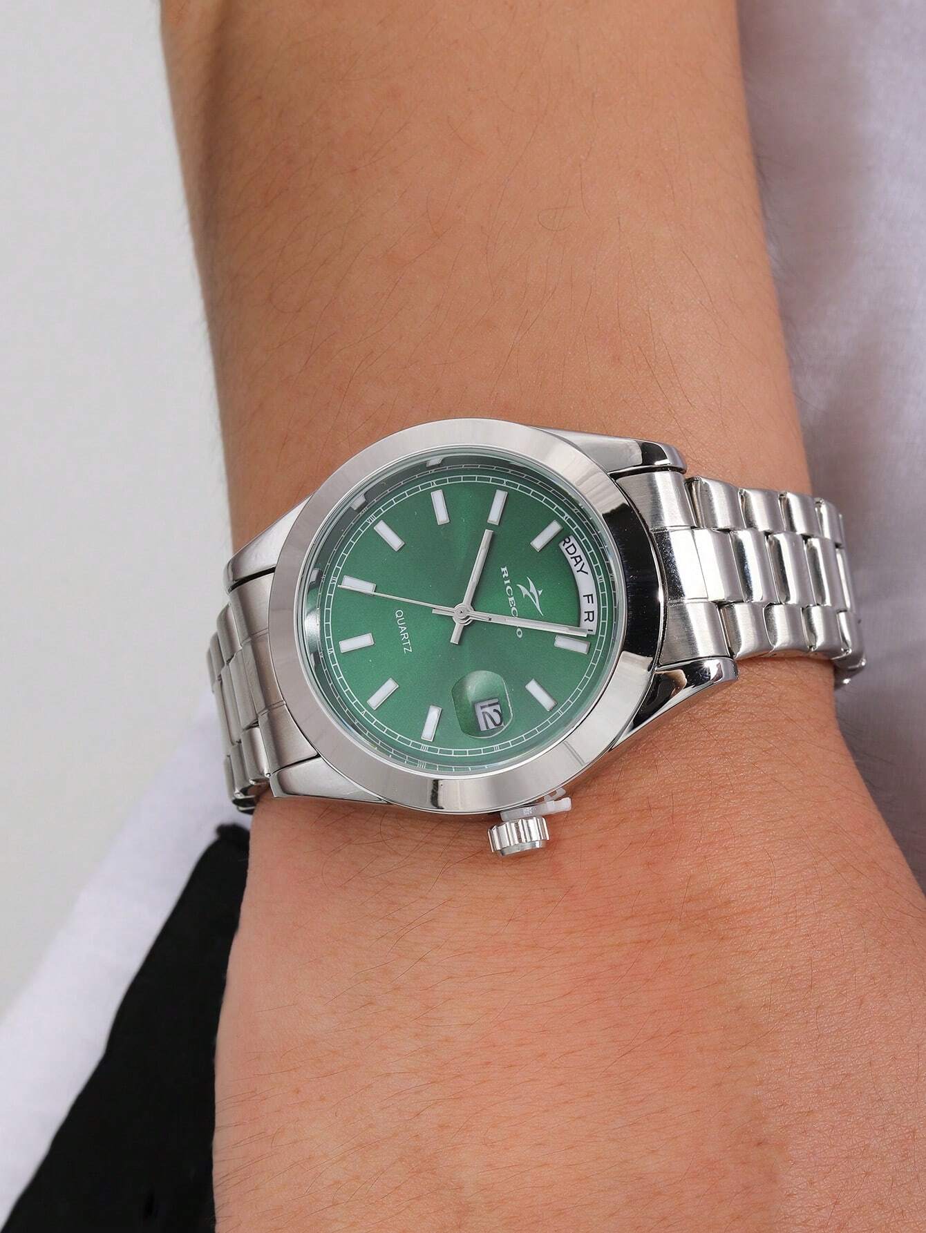 RICECGO Classic Quartz Wrist Watch